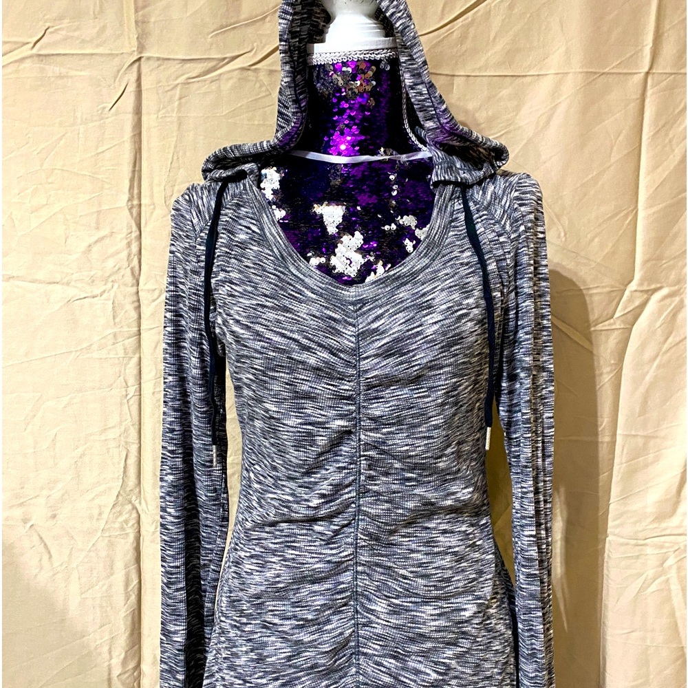 Women’s hoodie